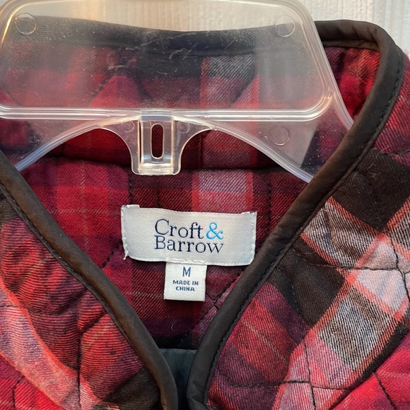 Zip Up Plaid Vest - Picture 2 of 5